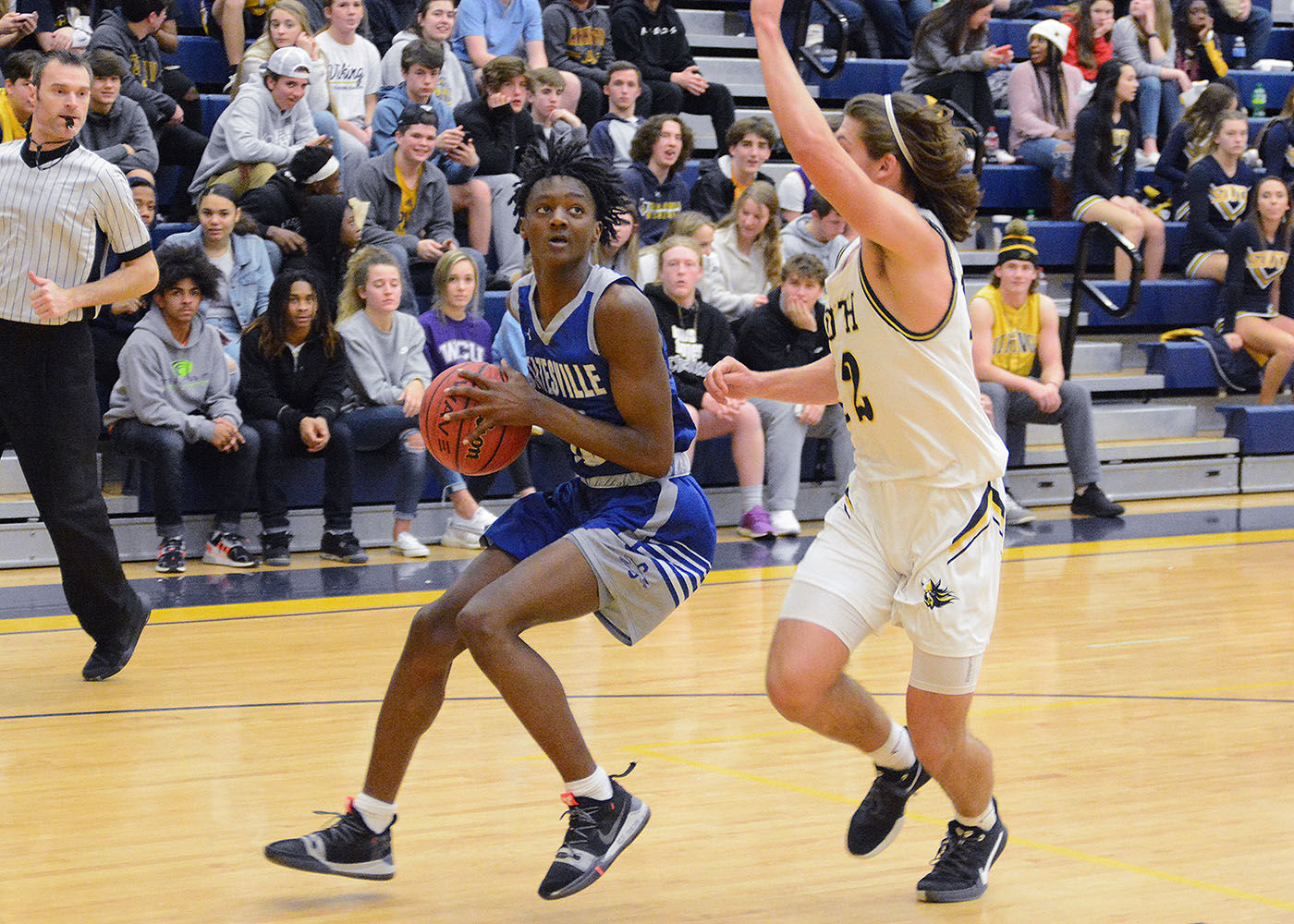 Statesville-South Iredell bball 2.jpg